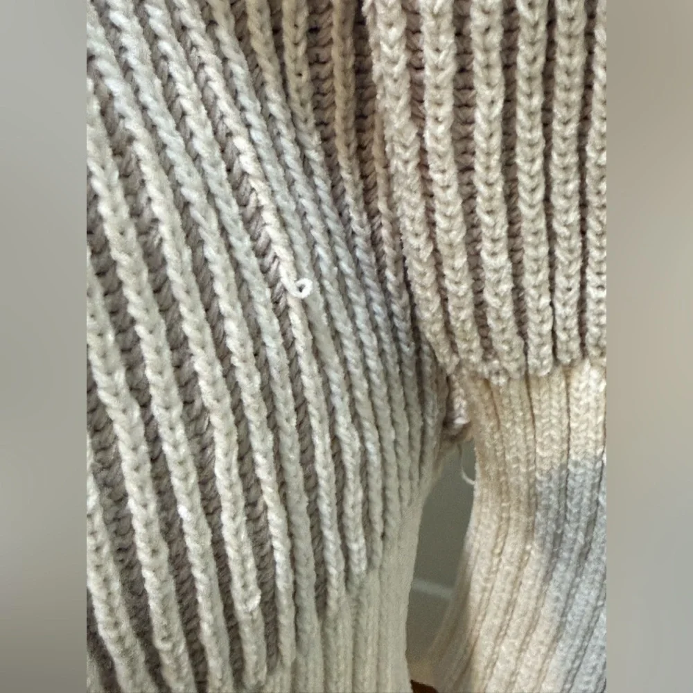 Altar’d State. Alison Matte Chenille Pullover. Taupe/Cream. Size Medium. - Picture 8 of 9